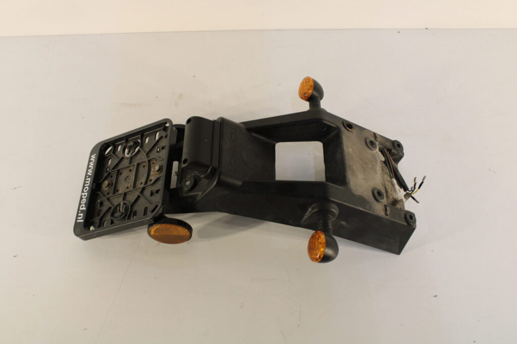 Achterspatbord met knipperlichten Torrot muvi