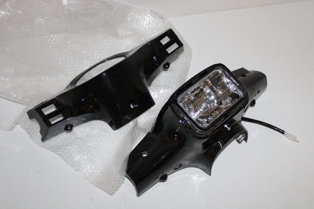 Stuurkappen | kameleon kleur | Vespa look | AGM | BTC |