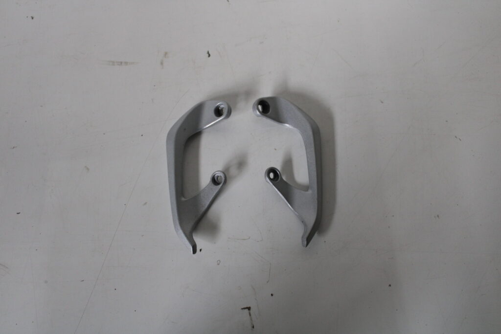 Oppakbeugel rechts en links zilver Ecooter E2