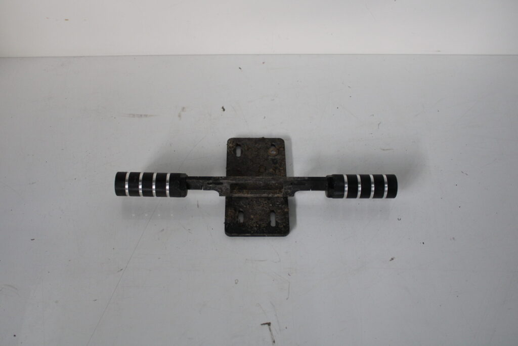 Voetsteunen universeel toepasbaar op elektrische choppers enzovoort.