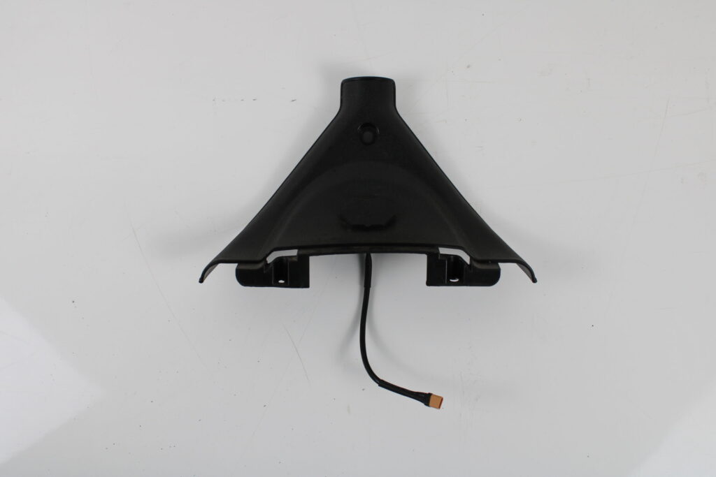 Kap voor treeplank inclusief oplaad poort.