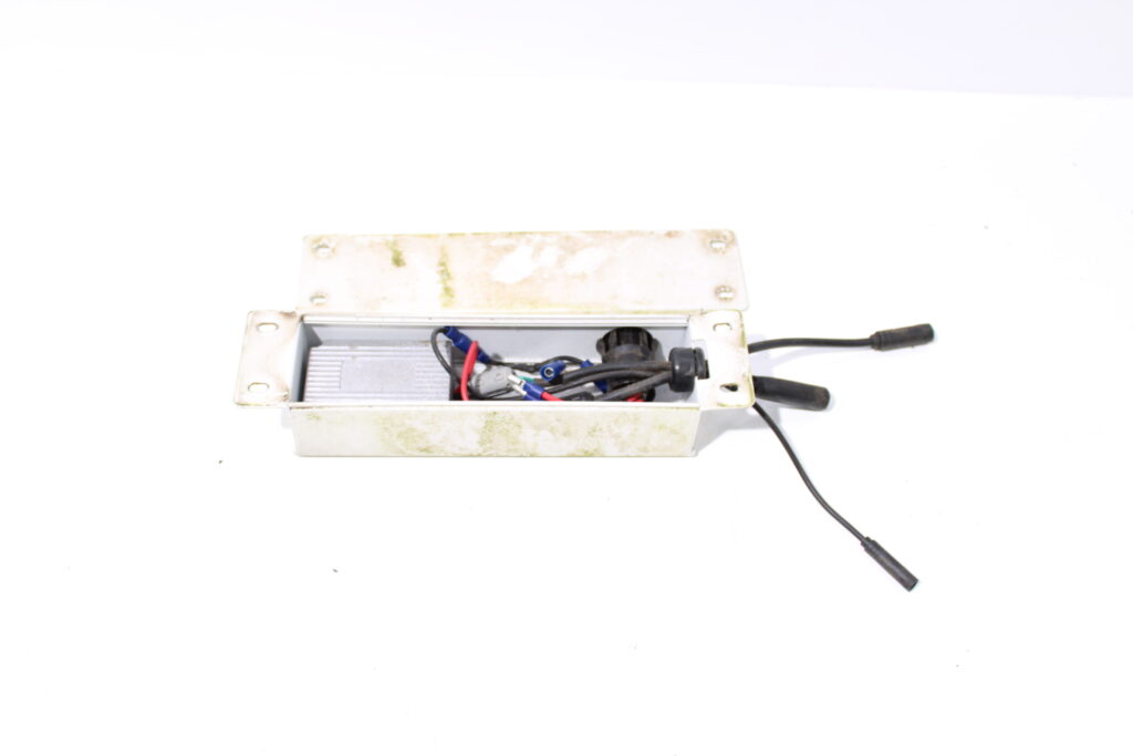 Controller + aansluitingen | Fischer city e-bike