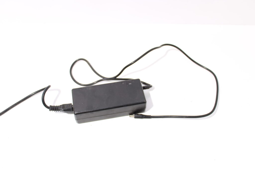 Sans oplader 42 volt 2.0A