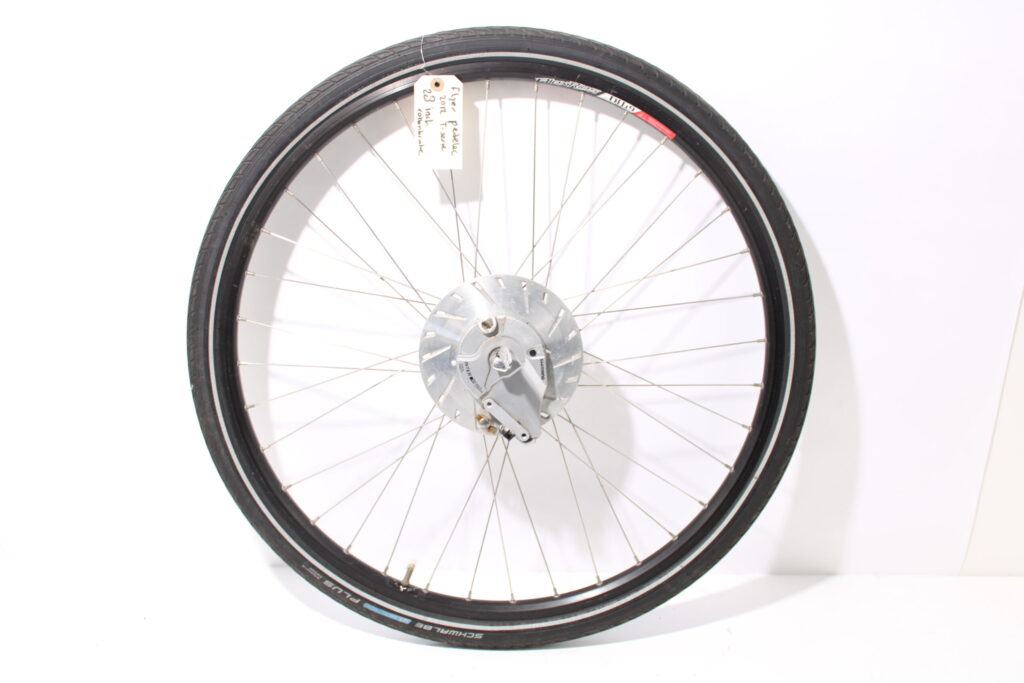 Voorwiel 28 inch | rollenbrake | Shimano nexus | Flyer T-serie