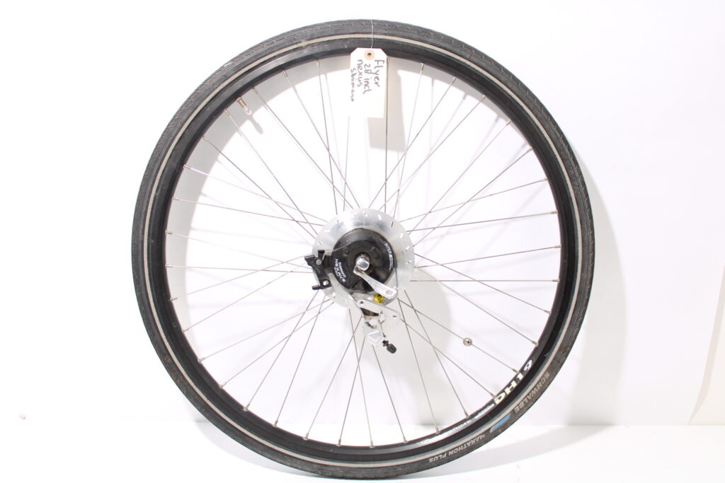 Voorwiel 28 inch | Shimano Nexave HB-IM70 | rollenbrake | Flyer