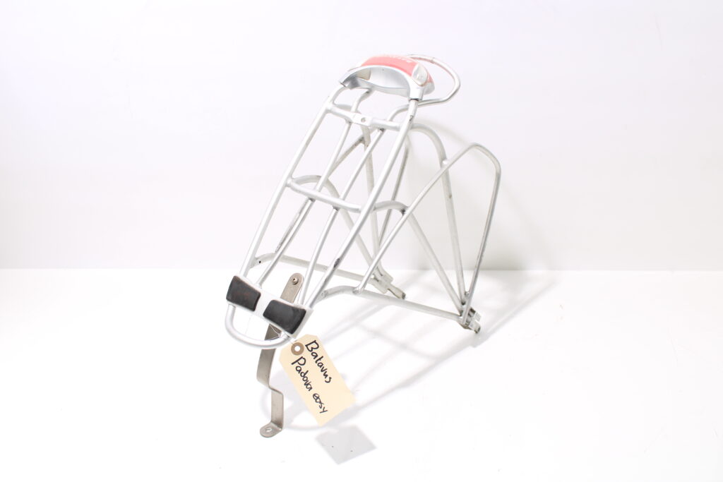 Bagagedrager met achterlicht | Batavus Padova Easy