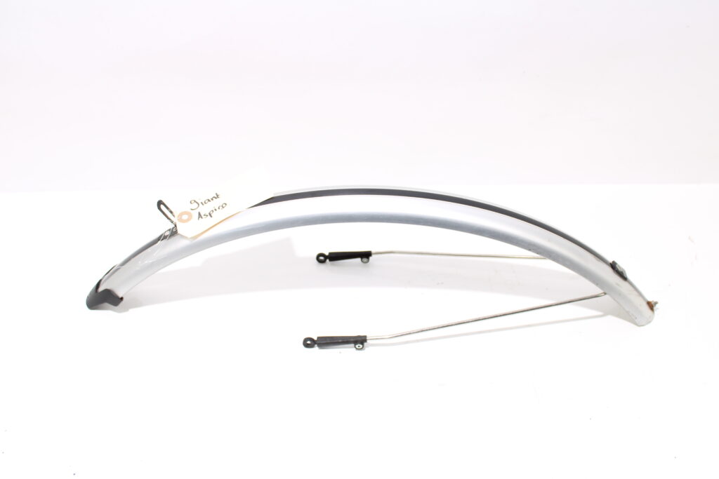 Voorspatbord | 28 inch | Giant Aspiro |