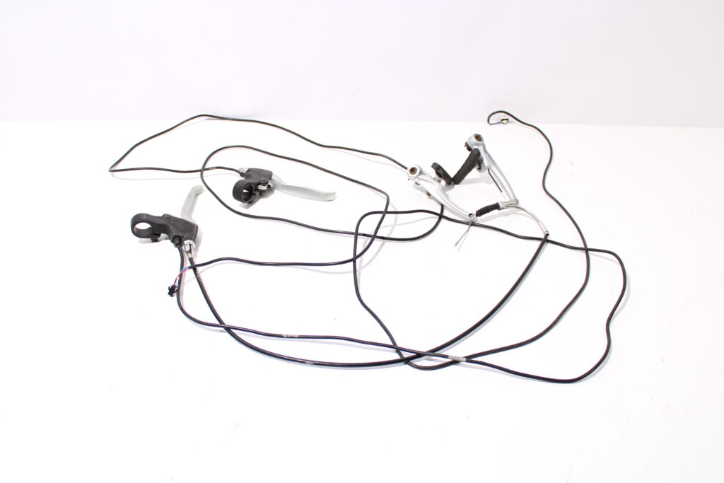 v-brake remmen voor | achter remhendel | remsensors | Vogue Basic