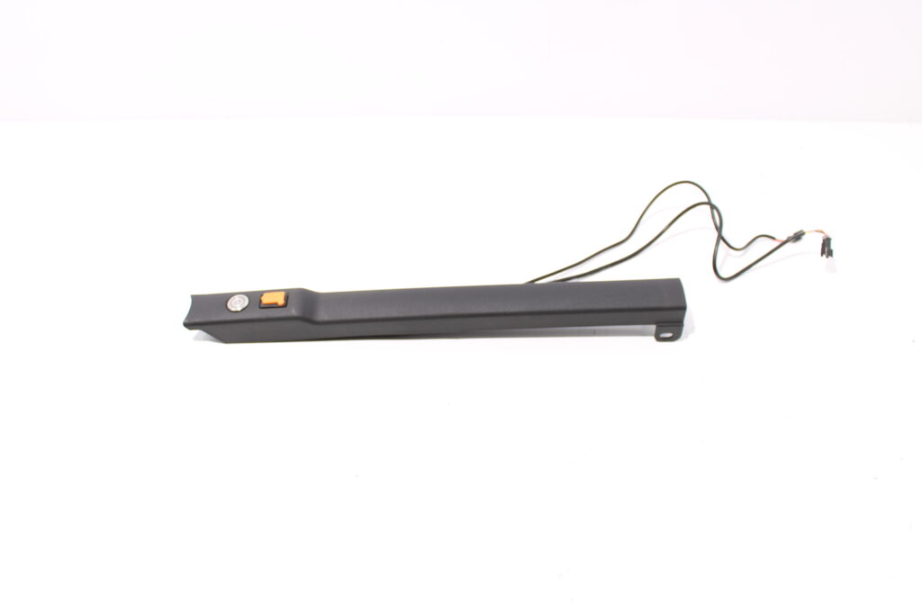 Kabelgoot met aan knop / usb | origineel | nieuw | Agm Goccia