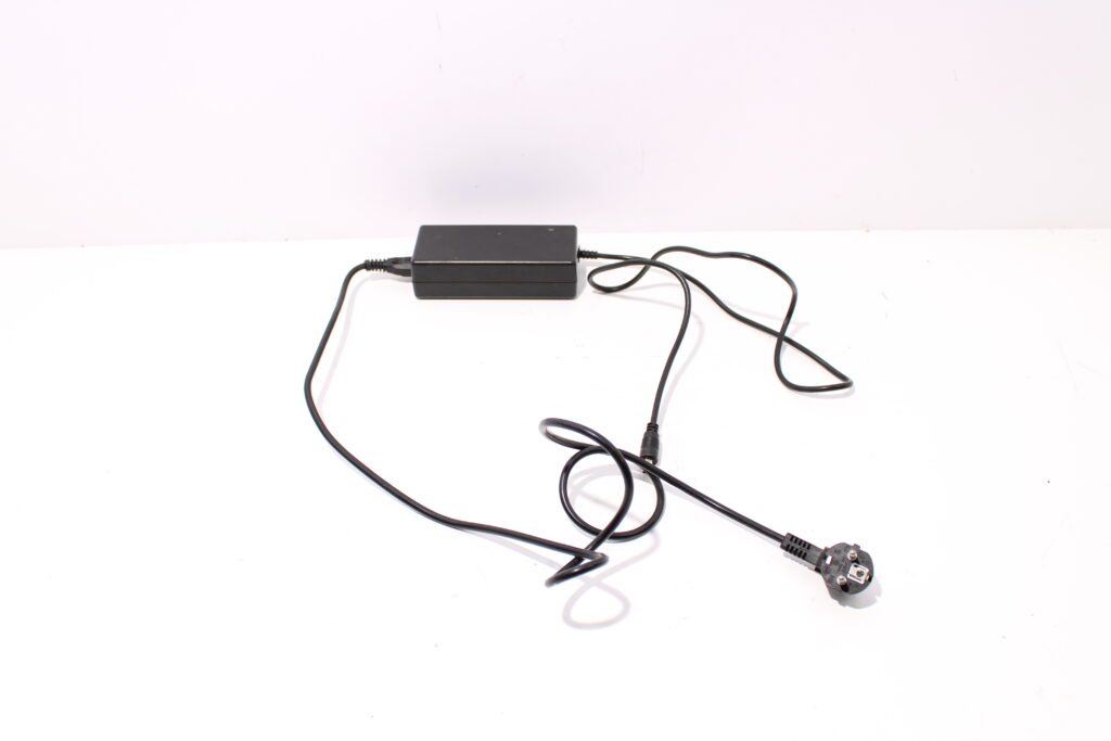 Oplader | SANS | 36v | 2A | SSL0084V42