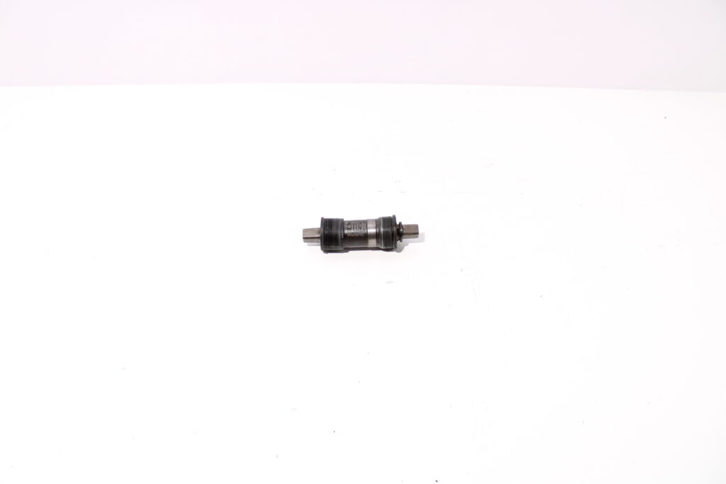 Trapas | Shimano | BB-UN26 | Koga E-Tour Ion