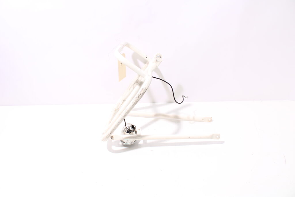 Voorrek / voordrager | 28 inch | wit | Giant Triple X