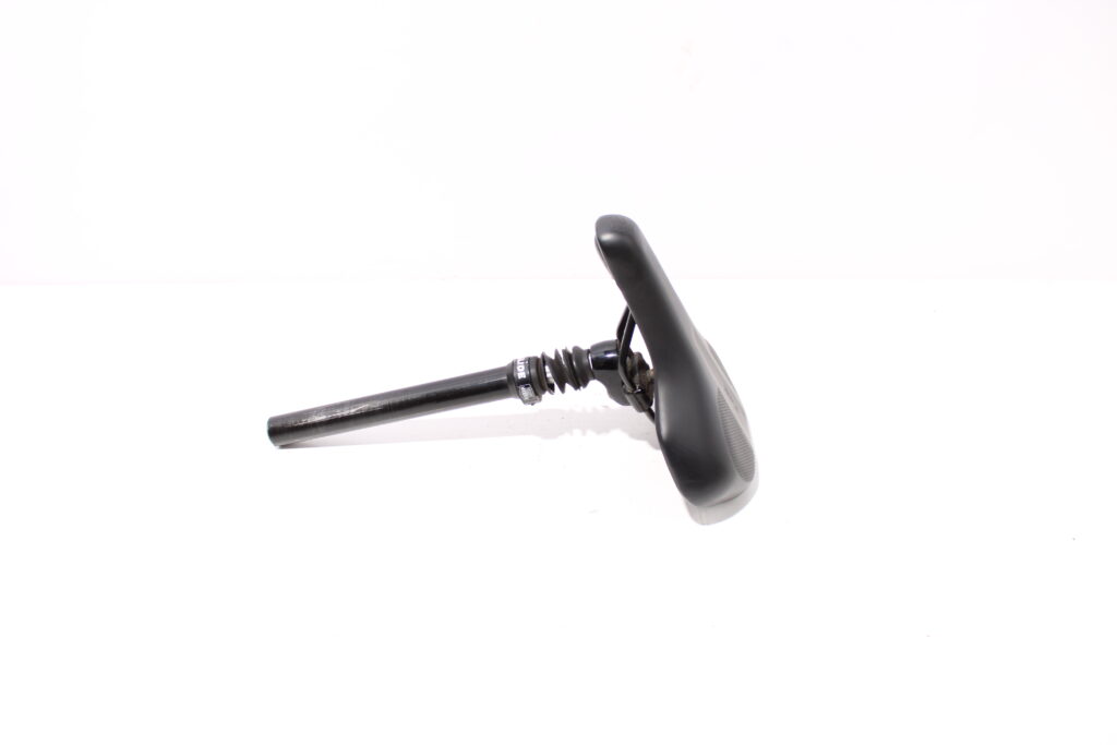 Zwart Selle Basano zadel | 27,2mm verende zadelpen