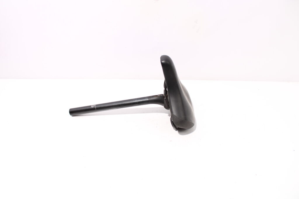 Essenza zwart zadel | Selle Royal | 27,2mm / 350 zadelpen