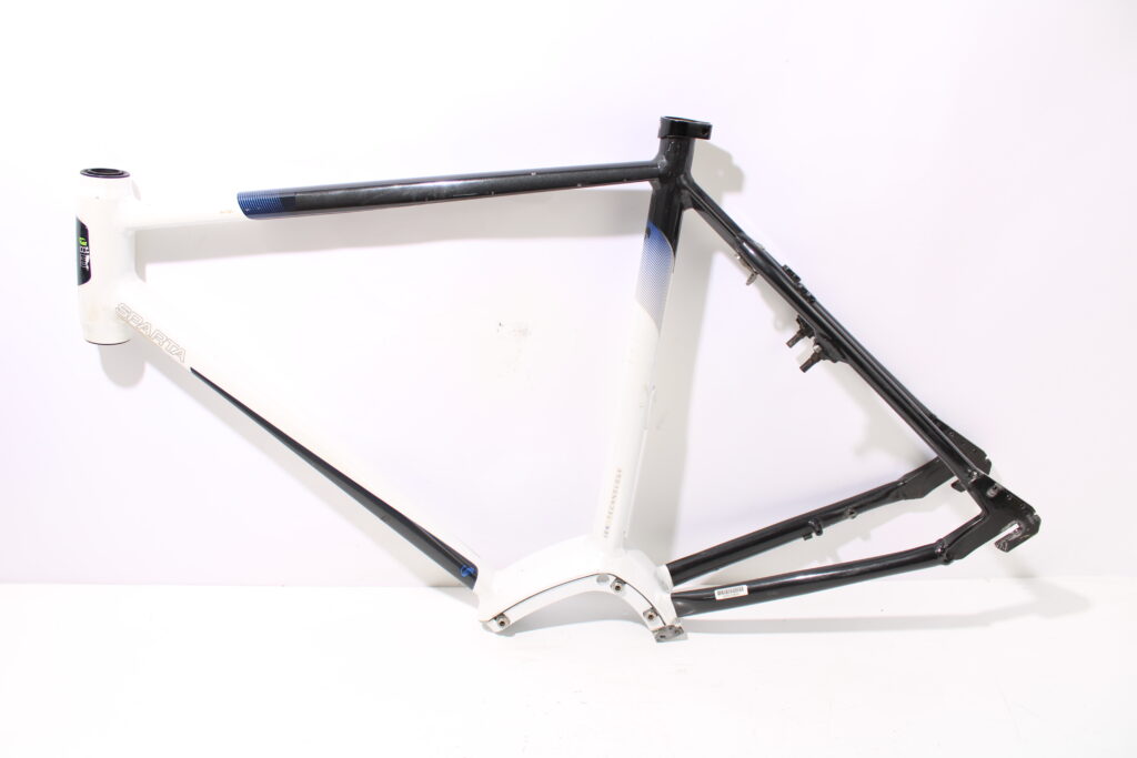 Frame | Heren | maat 57 / 28″ | Sparta M8I