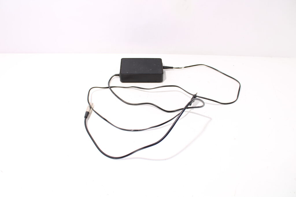 Oplader | Derby Cycle | 36v | BSC4203000 | 4-polig