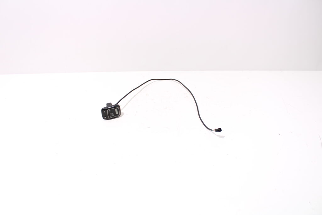 Display | 245-APPALED-06V | Giant Twist Single