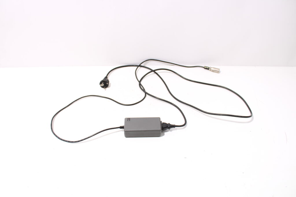 Oplader | Metco | 29,4V | 1,6A | RL07-16P3 | Cortina Ecomo
