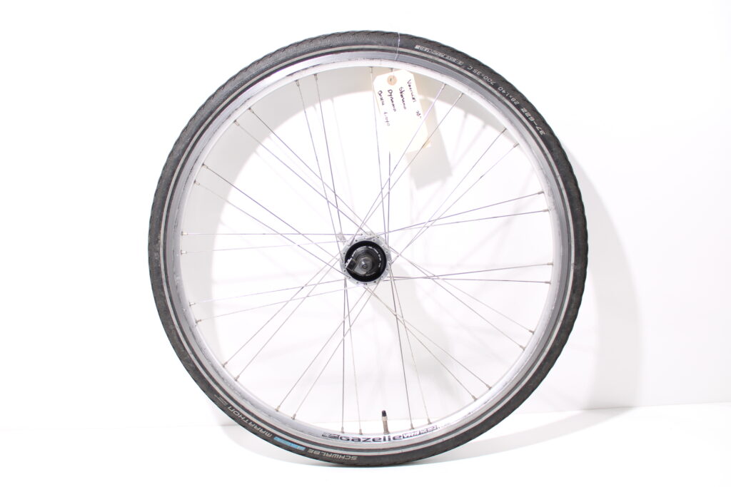 Voorwiel | 28 inch | Shimano | DH-3N72 | dynamo | velgrem