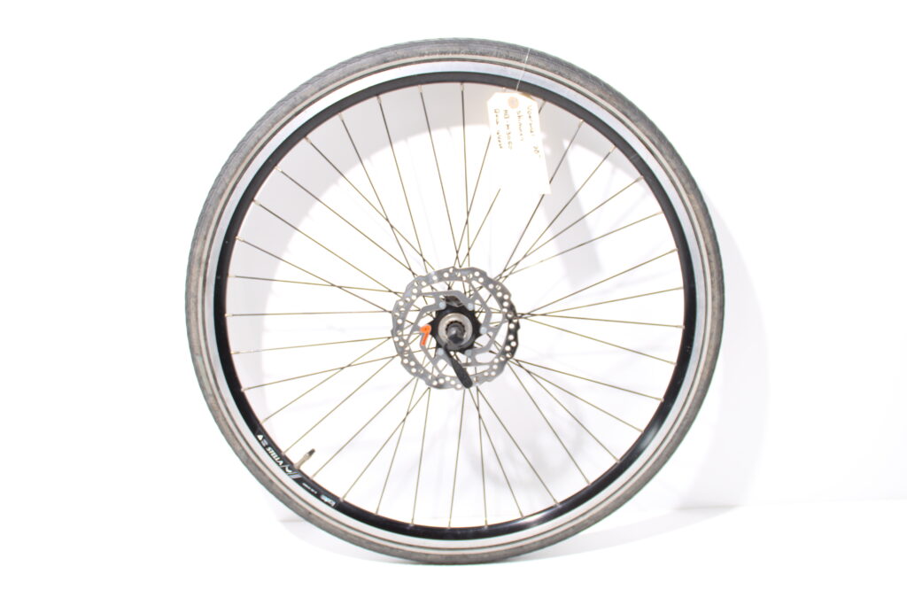 Voorwiel | 28 inch | Shimano | HB-M3050 | Quick Release