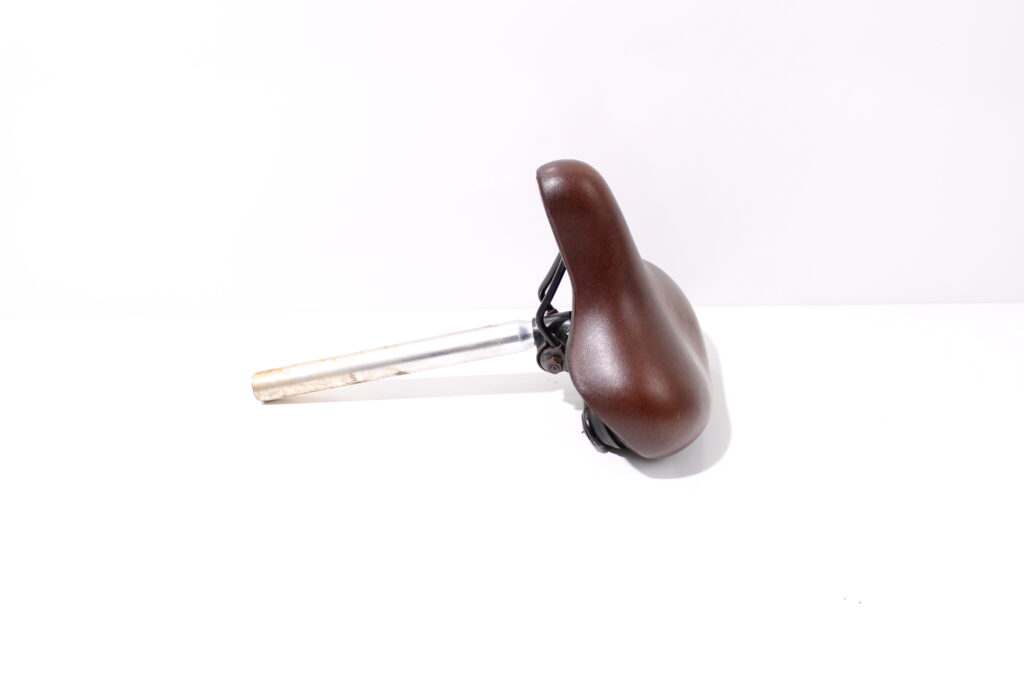 Bruin zadel | 28,6mm zadelpen