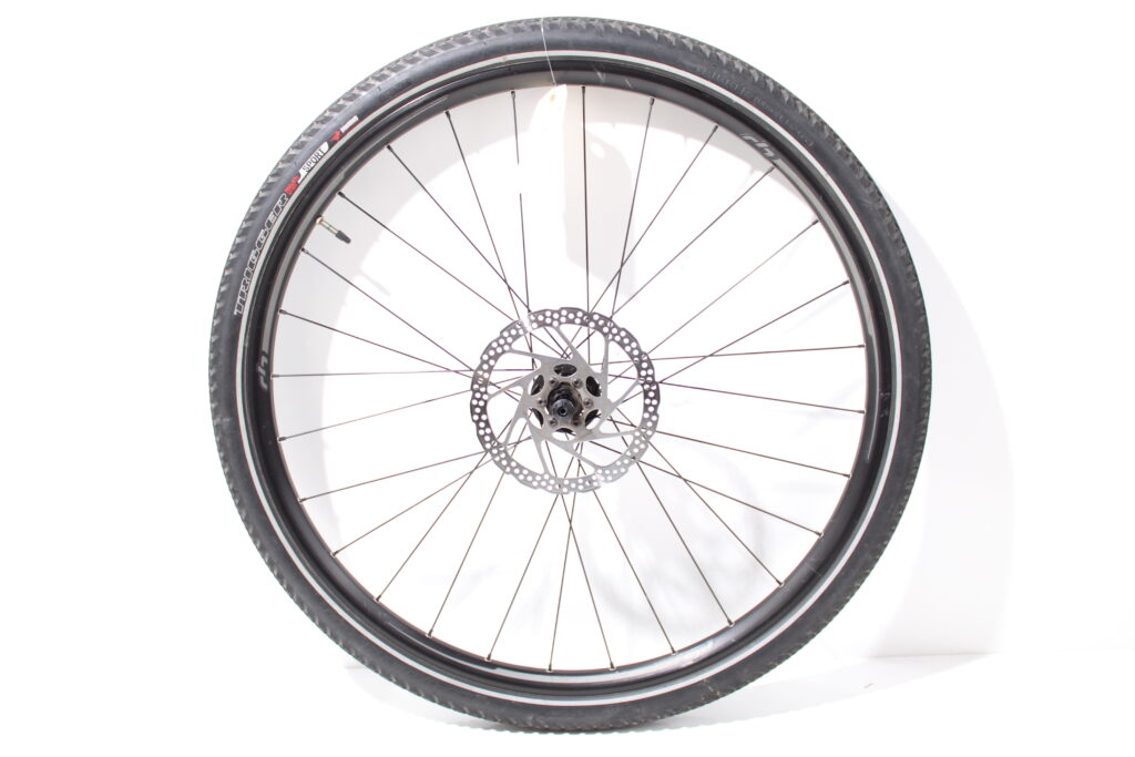 Voorwiel | 28 inch | schijfrem | Specialized Vado