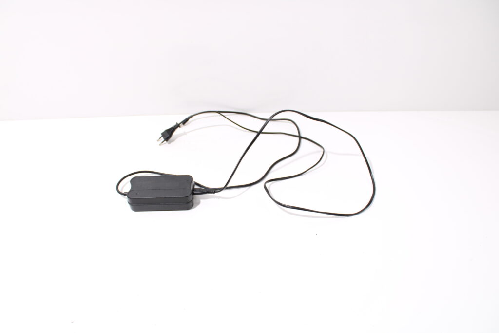 Oplader | 36v | 2A | STC-8127LC | ST Charger | Puch E-Modern N7