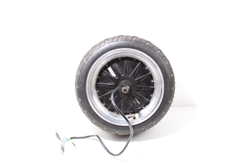 Achterwiel motor | M40 | nieuwe band | Chopper HL6.0