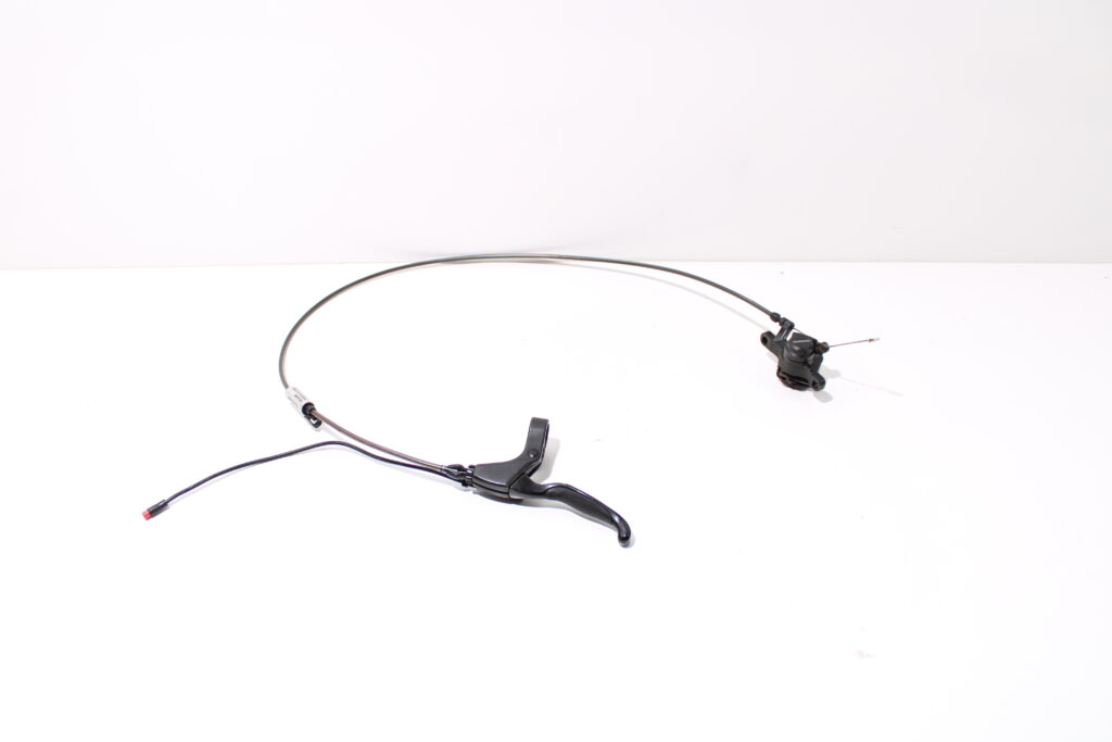 Complete voorrem met sensor | links | Amslod Luton E-MV