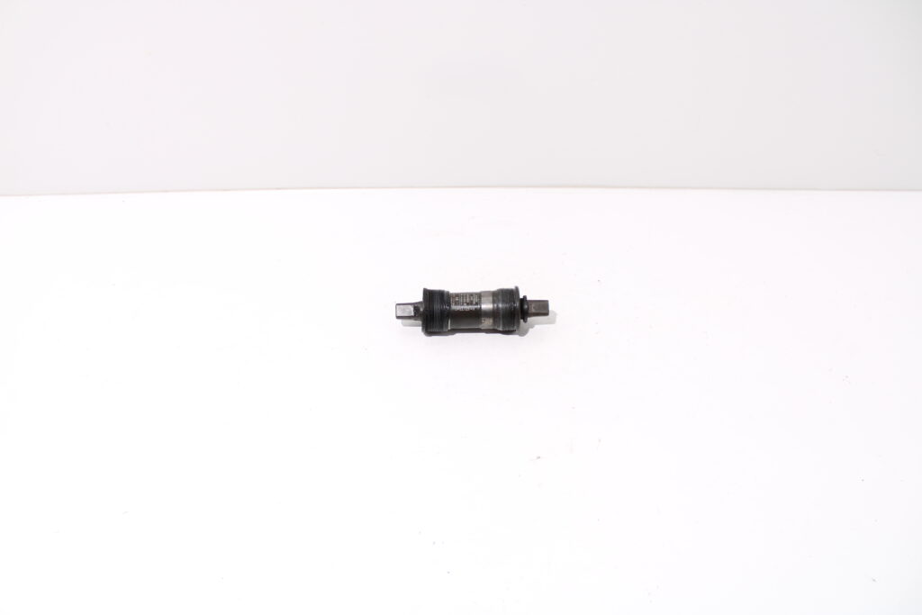 Trapas | Shimano | BB-UN26-K | LL123 | Batavus Wayz E-go